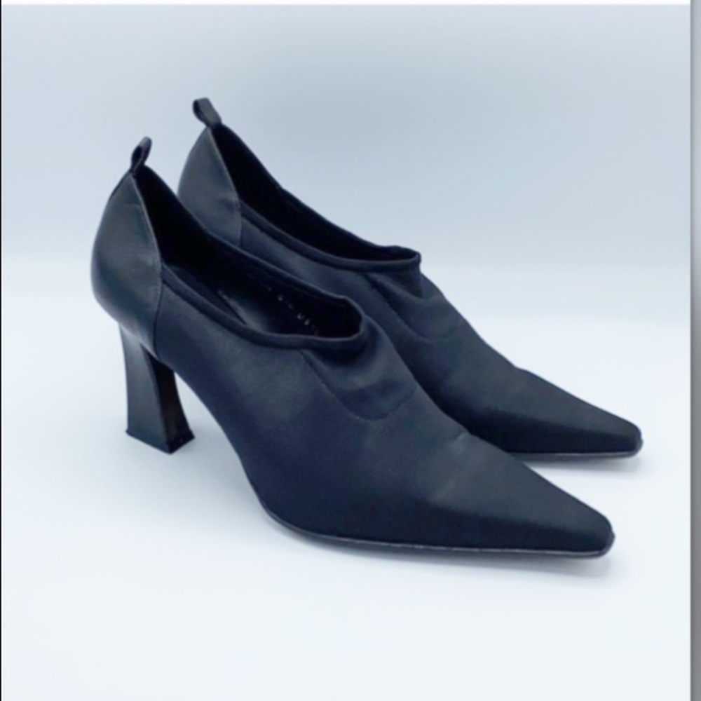 Donald J. Pliner Ankle Heels